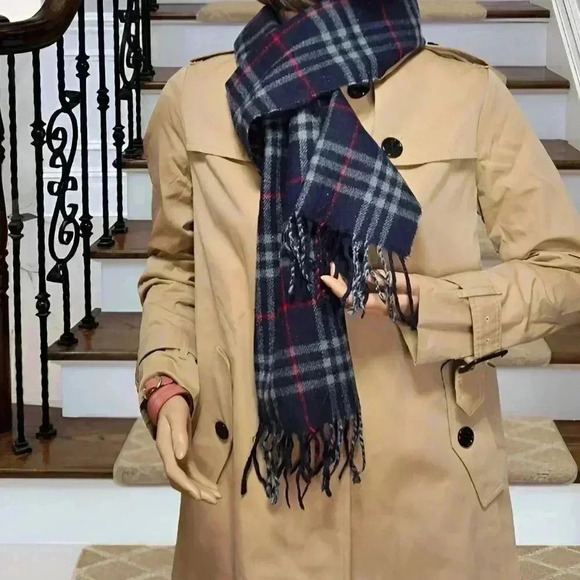 Burberry Novacheck Blue πππ% π₯ππ¦ππ¬π°π¨π¨π₯ Scarf - Picture 10 of 10